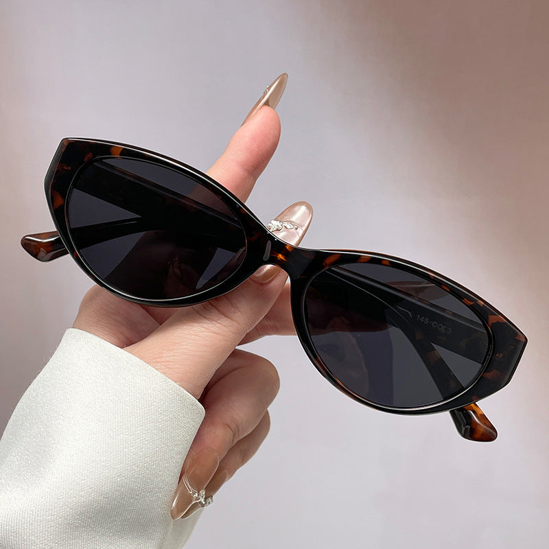Ladies' fashionable sunglasses with sturdy design Kalsten