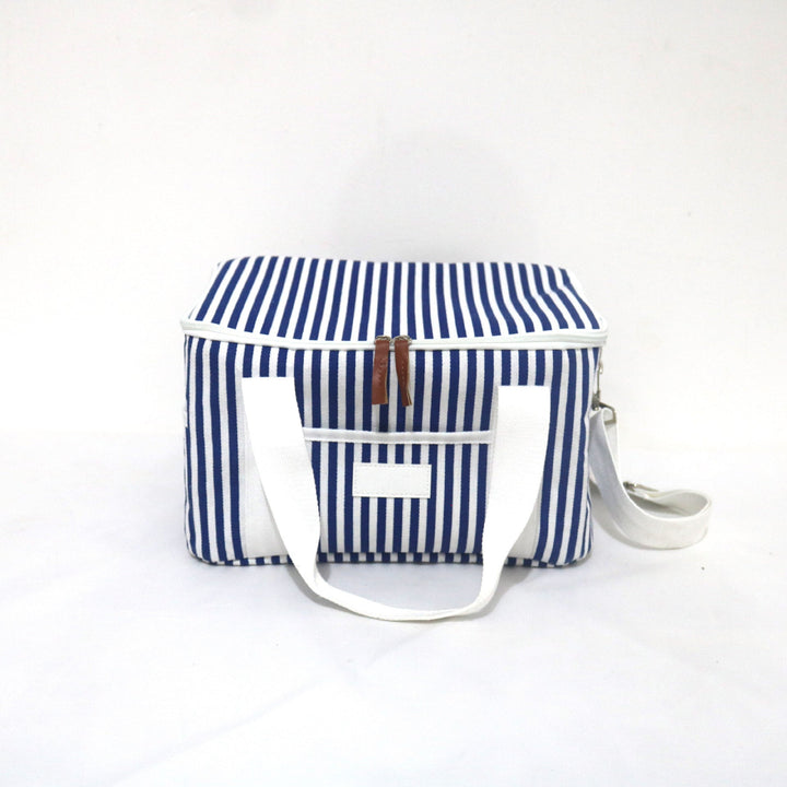 Women's cooler with practical carrying handles and insulated interior Kalsten