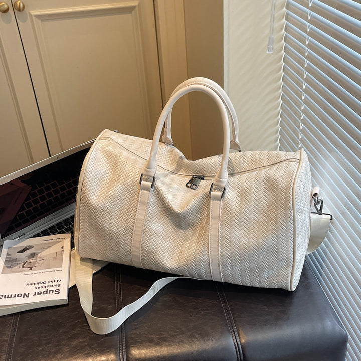 Sporty travel bag in modern basket pattern Kalsten