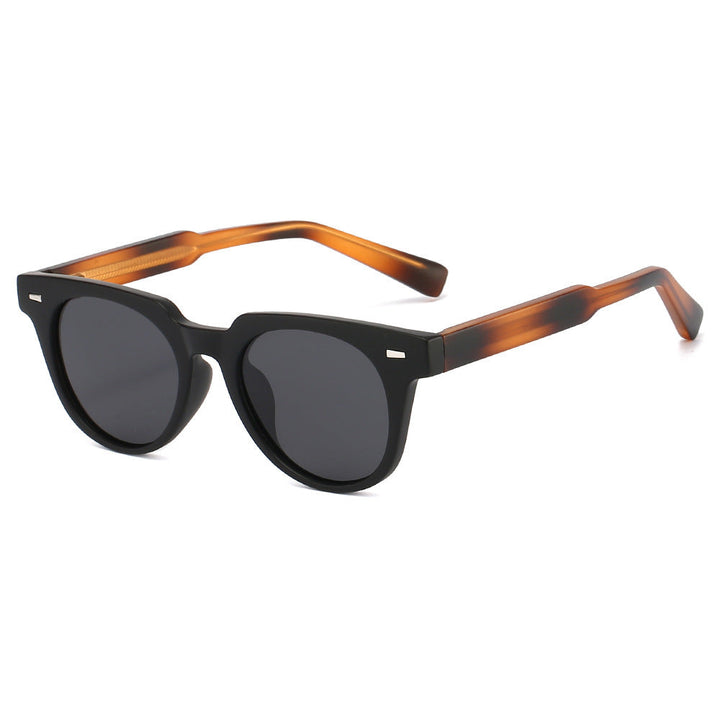 Ladies fashionable sunglasses in elegant retro design Kalsten
