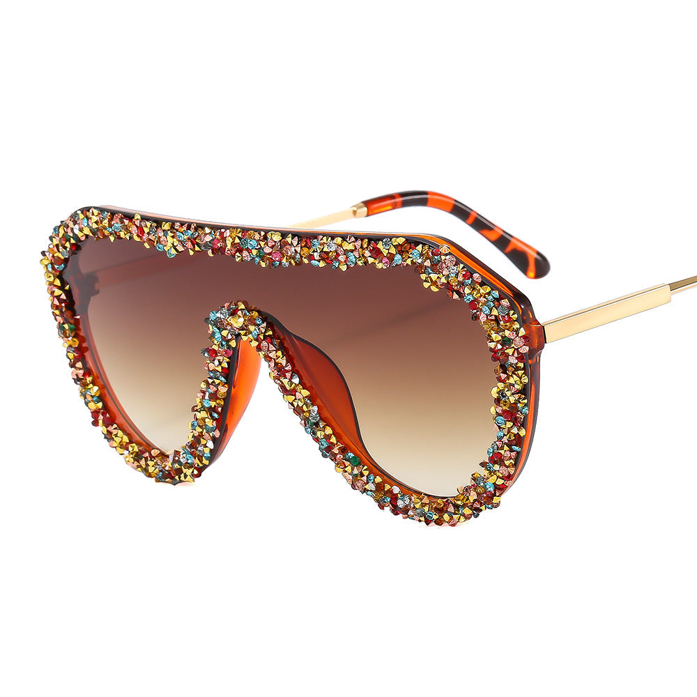 Women extravagant oversized sunglasses with glamour frame Kalsten