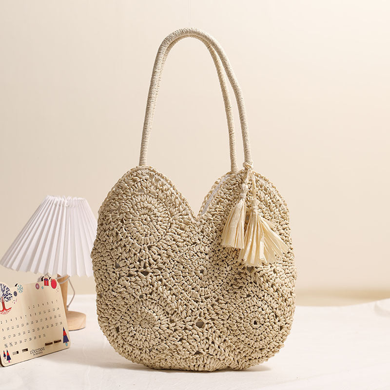 Handmade straw bag with structured design Kalsten
