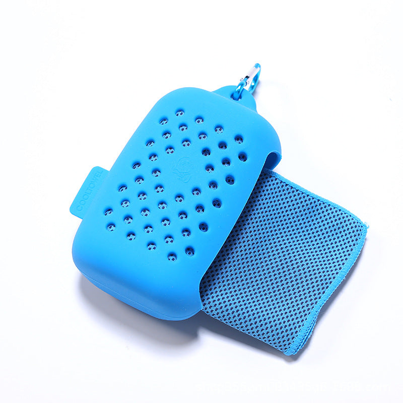 Women Portable Silicone Case with Integrated Cleaning Cloth Kalsten