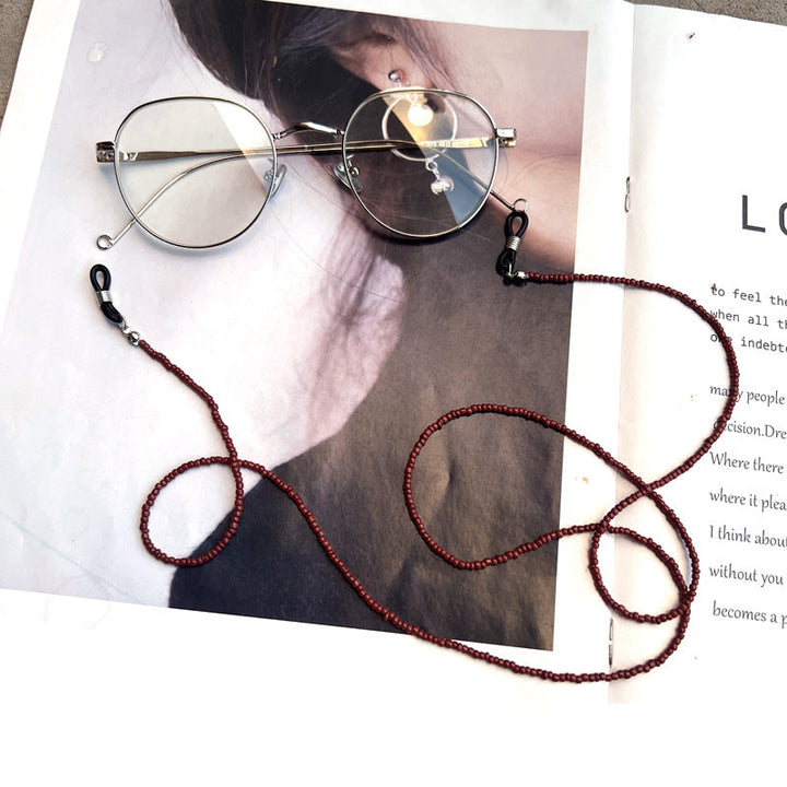 Chic Beaded Eyewear Chain Kalsten