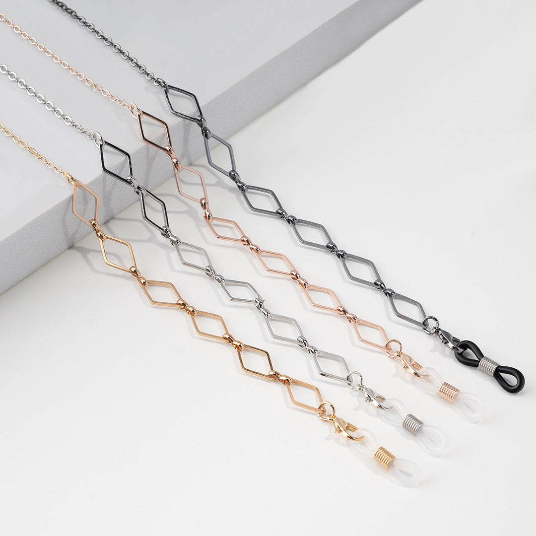 Fashion-Forward Eyewear Chain Kalsten