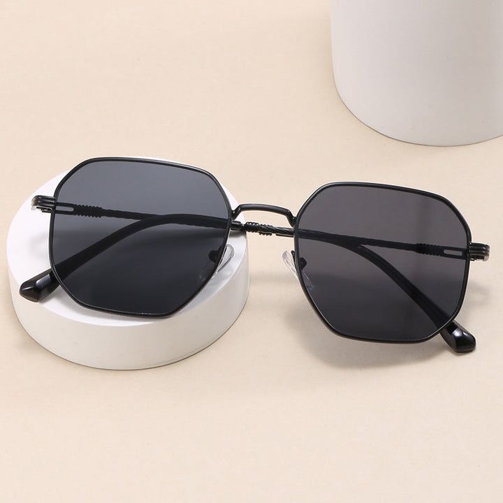 Ladies extravagant geometric sunglasses with striking metal frame Kalsten