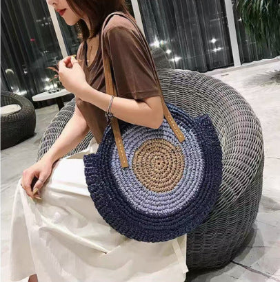 Handcrafted straw bag with eye-catching gradient Kalsten