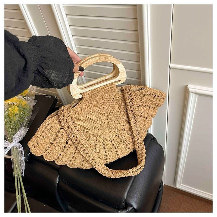 Handbag with Unique Wooden Handle Design Kalsten