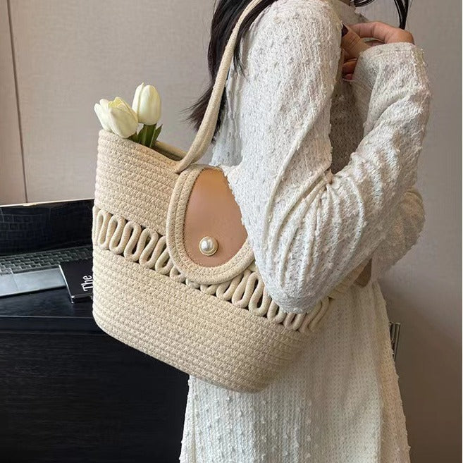 Handcrafted basket bag with elegant leather trim Kalsten