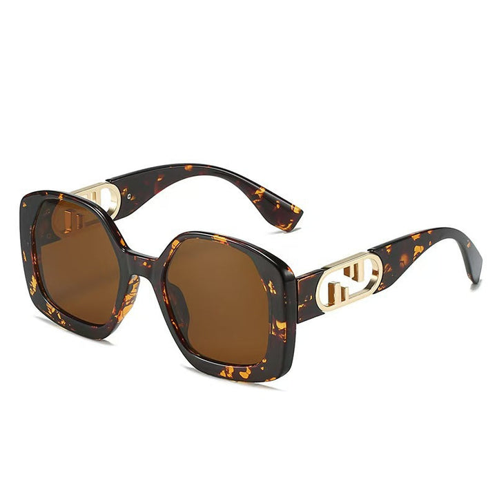Women oversized sunglasses with extravagant geometric frame and elegant accents Kalsten