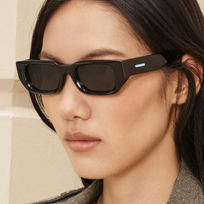Women's fashionable sunglasses with innovative, transparent frame and polarized lenses Kalsten