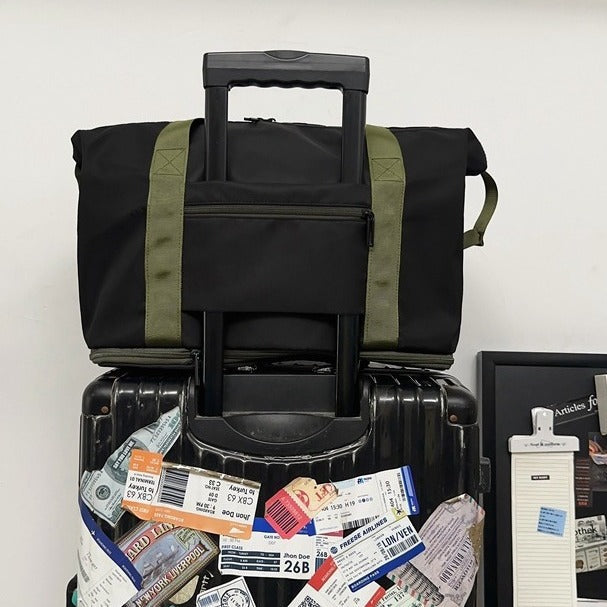 Spacious sports and travel bag with water-repellent material Kalsten