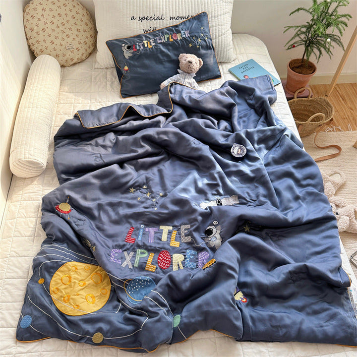 Unisex Snuggle Blanket with removable and washable cover Kalsten