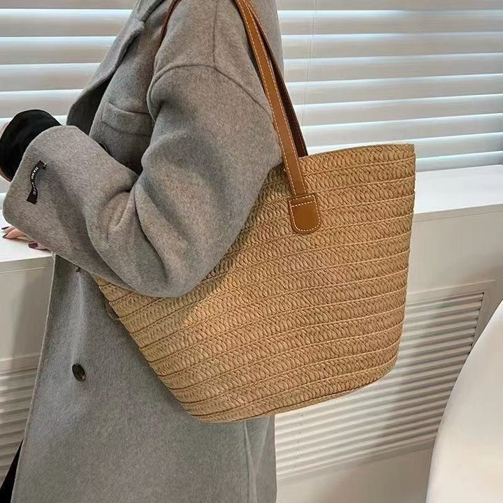 Elegant handbag with sophisticated fabric Kalsten