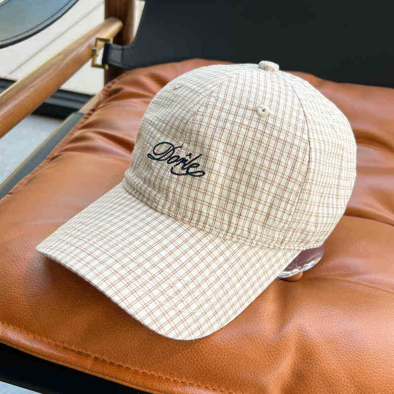 Men's Casual Checkered Baseball Cap Kalsten