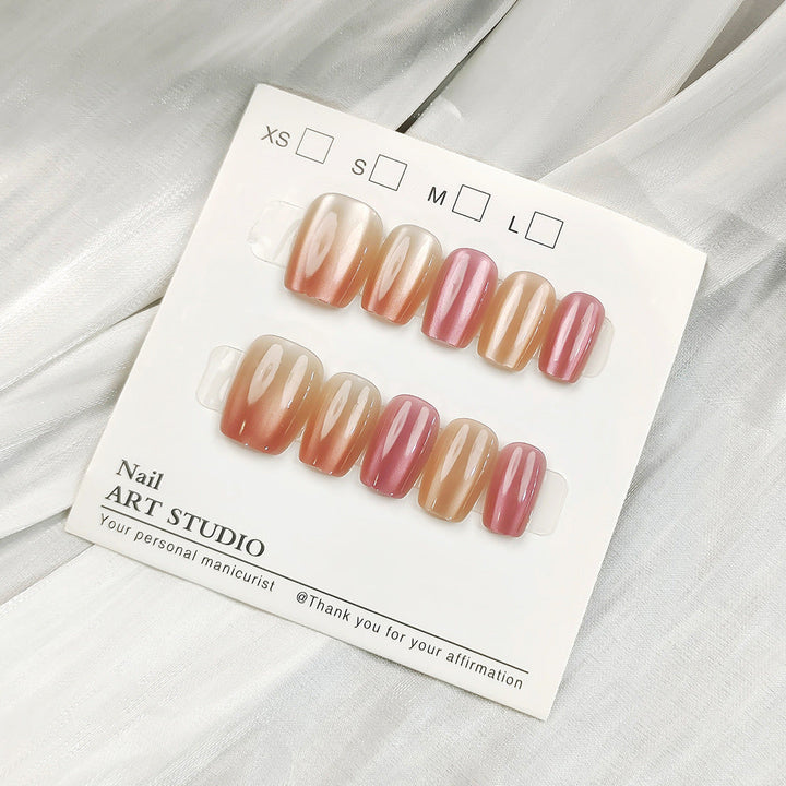 Elegant Artificial Nails with Shimmering Effect Kalsten