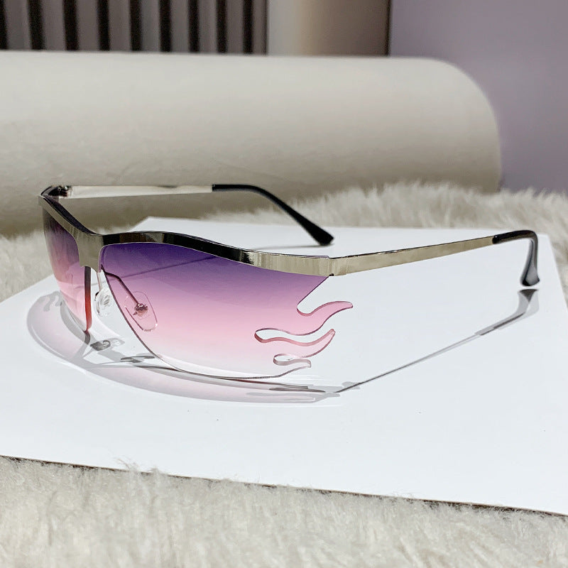Ladies trendy sunglasses with innovative flame frame Kalsten