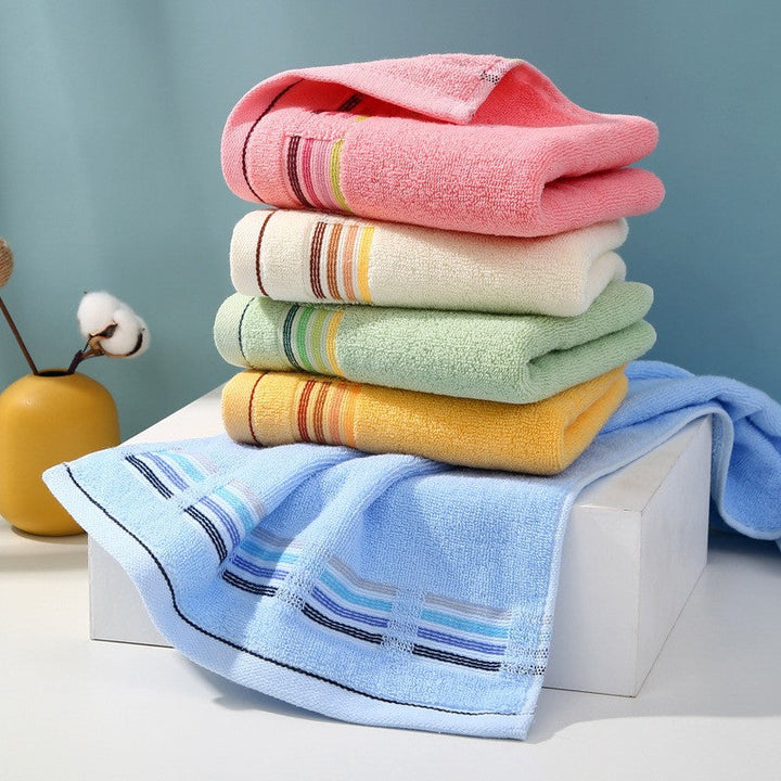 Towel with Stylish Stripe Pattern Kalsten