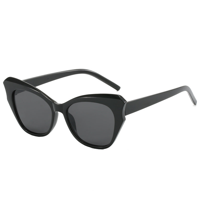 Women's Cat-Eye Sunglasses with Extravagant Mirror Design Kalsten