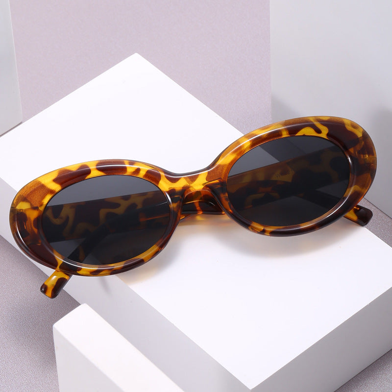Ladies stylish sunglasses in extravagant leopard pattern Kalsten