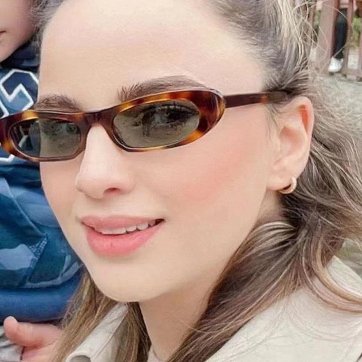 Women's fashionable Cat-Eye sunglasses with UV protection and contemporary design Kalsten