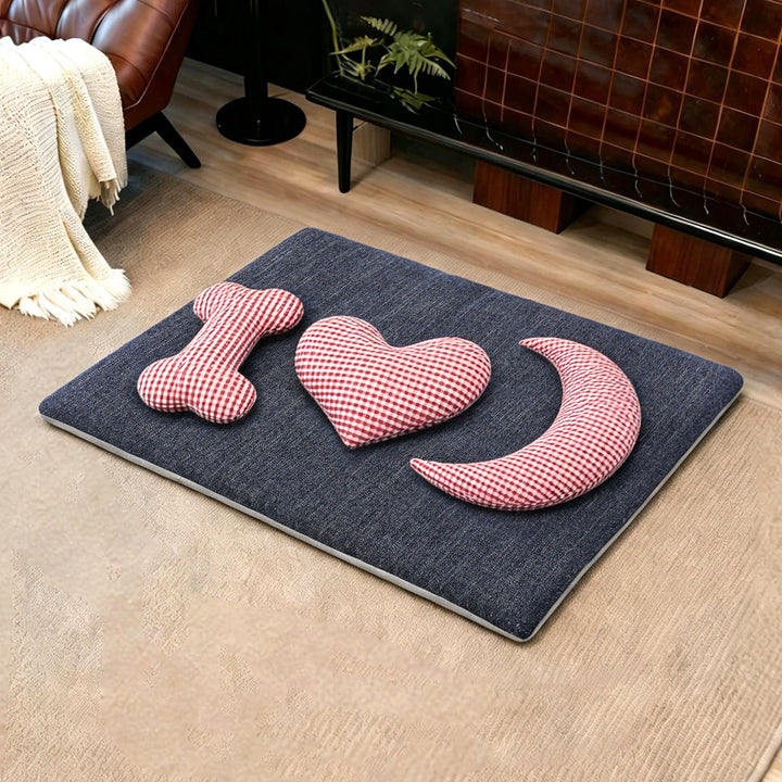 Unisex Playful and cozy pet mat with cushion shapes Kalsten