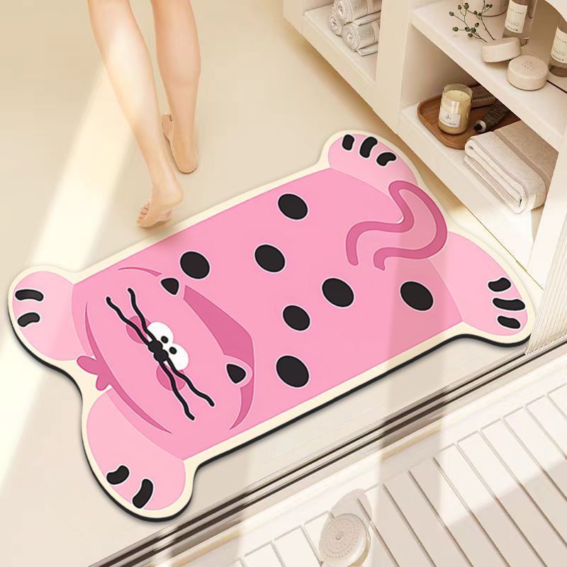 Playful Lion-Themed Bath Mat Kalsten