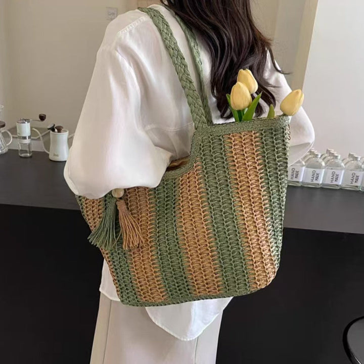 Beach bag with cheerful stripes and tassel details Kalsten