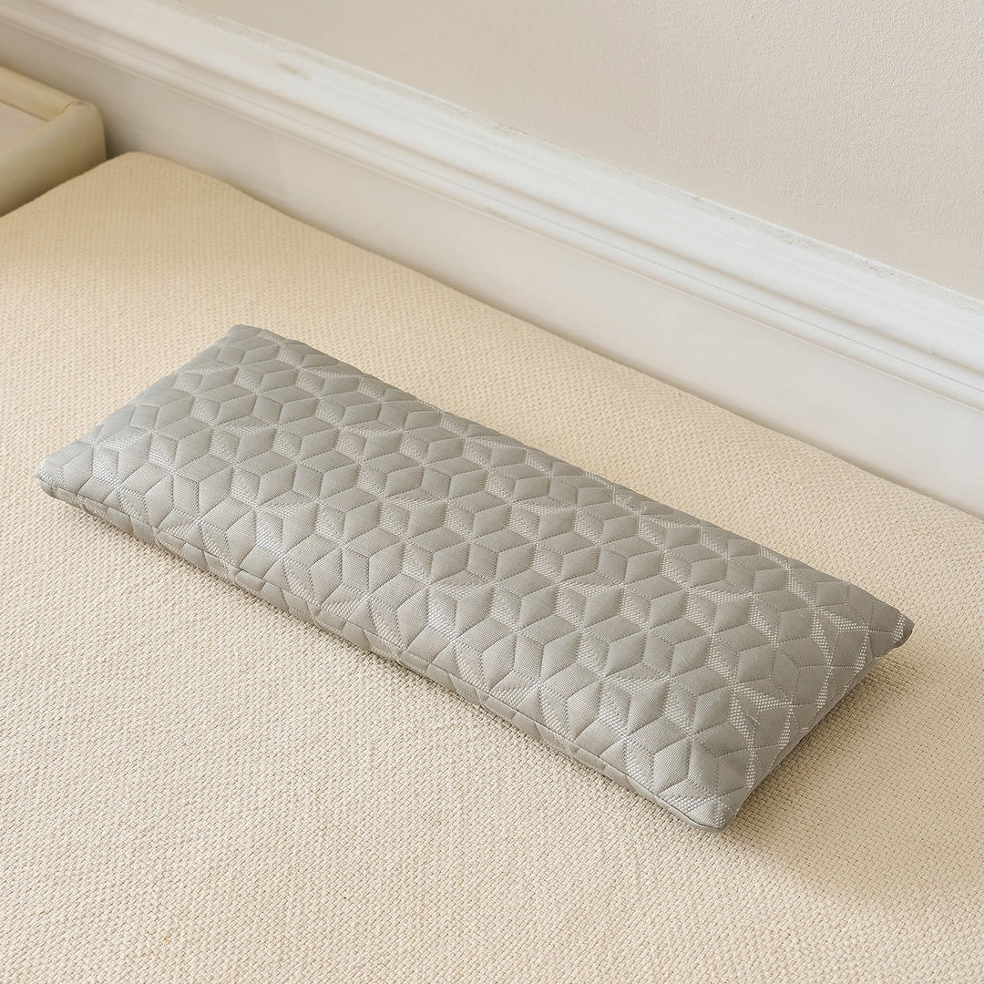 Long-format neck support pillow with breathable cover Kalsten