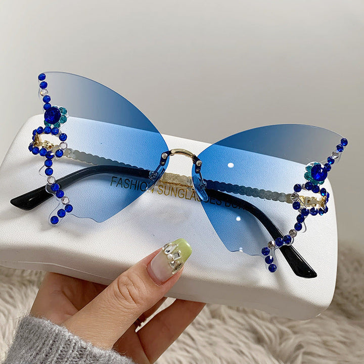 Ladies extravagantly designed sunglasses Kalsten