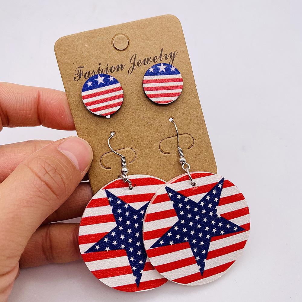 Women's nan lightweight drop earrings made of faux leather with star pattern and matching round ear studs Kalsten