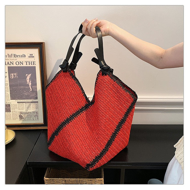 Generous shopping bag with handcrafted wave pattern Kalsten