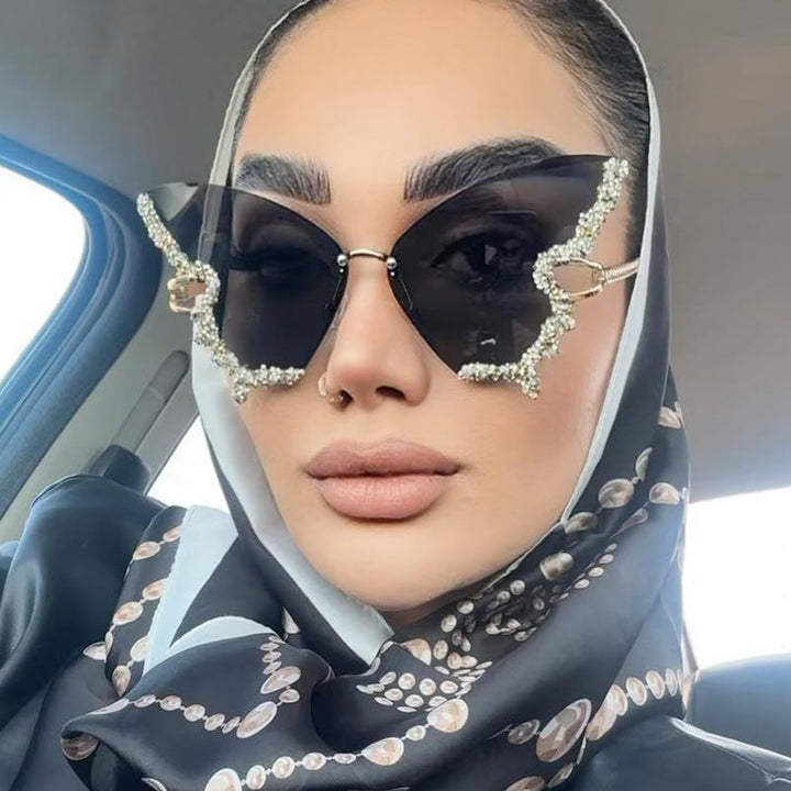 Women's large cat-eye sunglasses with sparkling rhinestone embellishment and elegant frame Kalsten