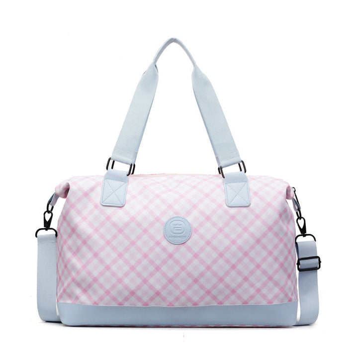 Sporty Travel Bag With Durable Surface Kalsten