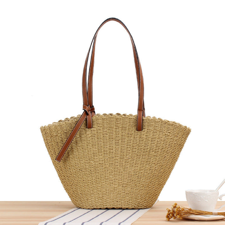 Elegant Bast shoulder bag with faux leather accents Kalsten