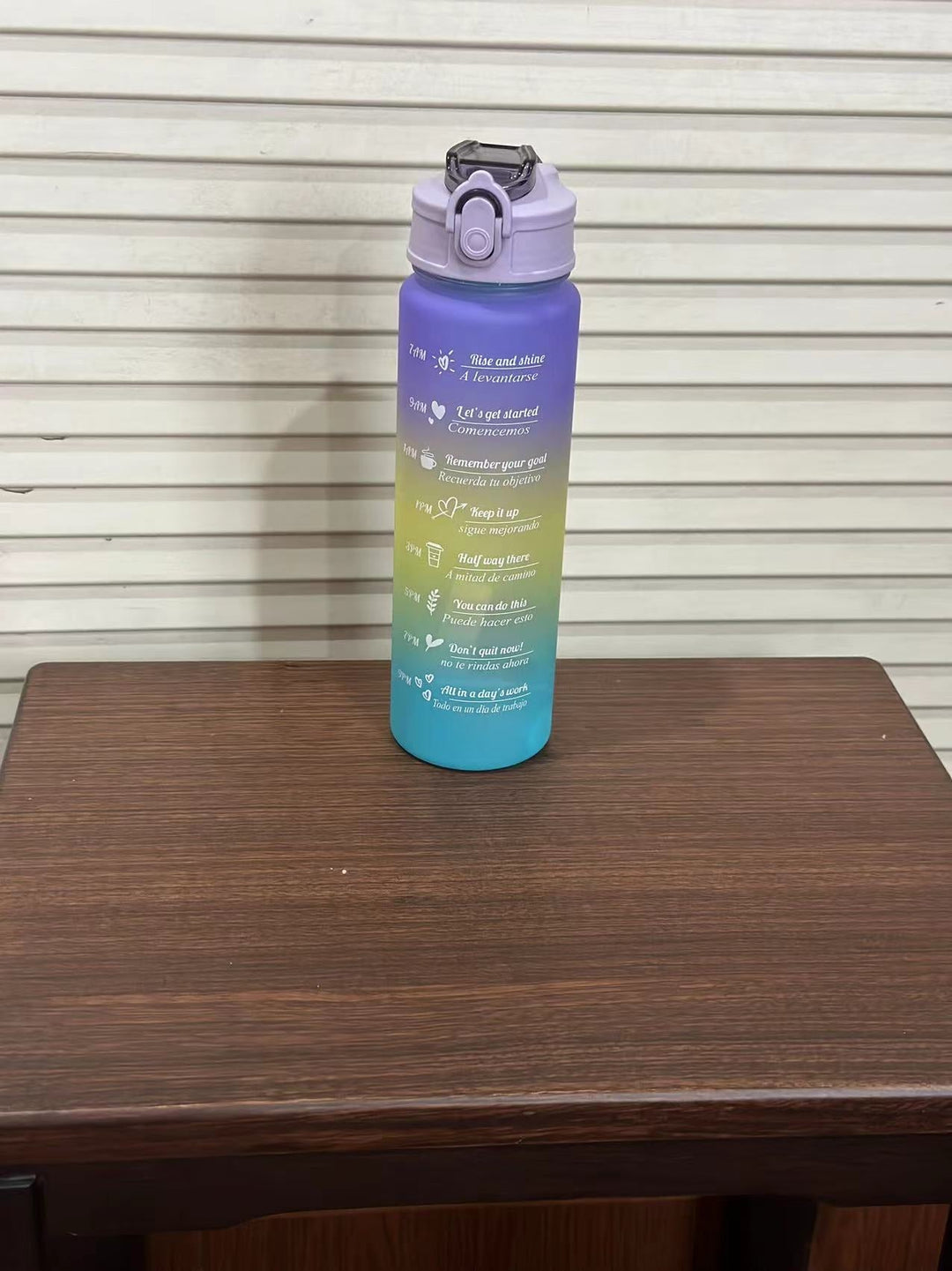 Women's Motivation Water Bottle with Integrated Time Marking Kalsten