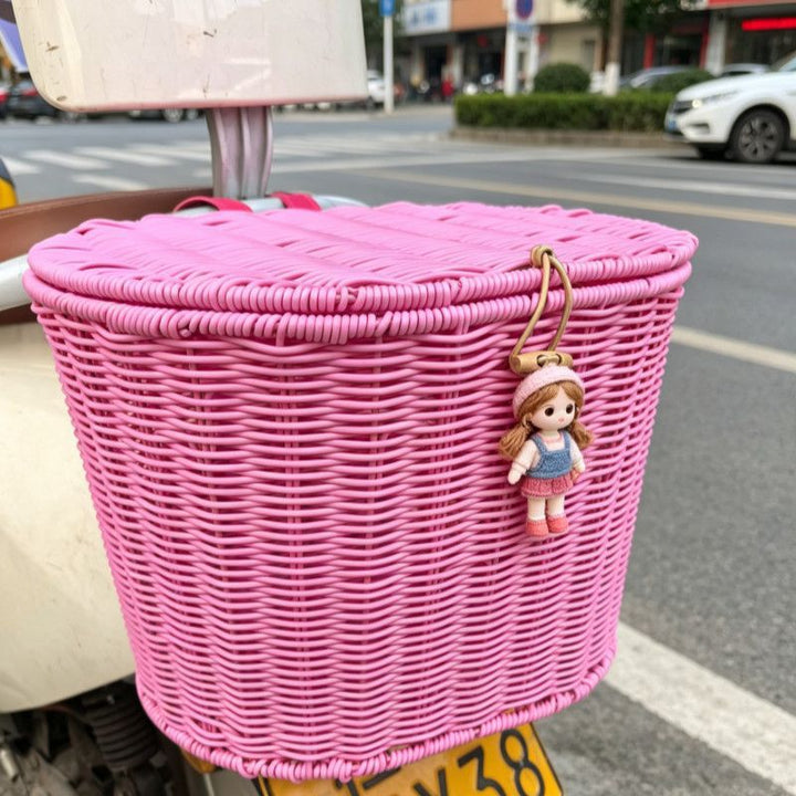 woven rattan front bicycle basket with universal handlebar mount Kalsten