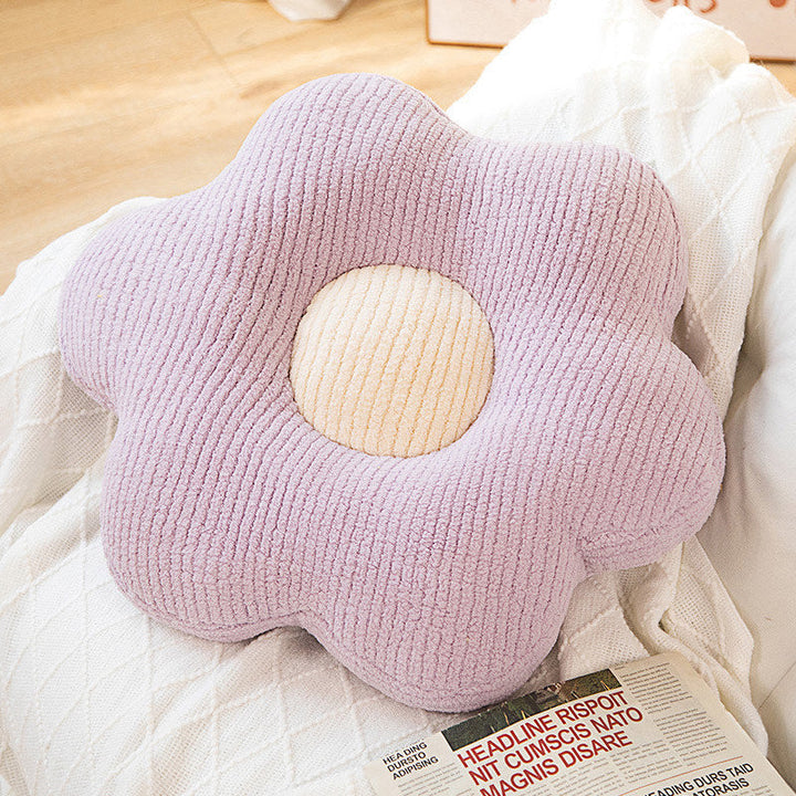 Flower-shaped cuddly pillow Kalsten