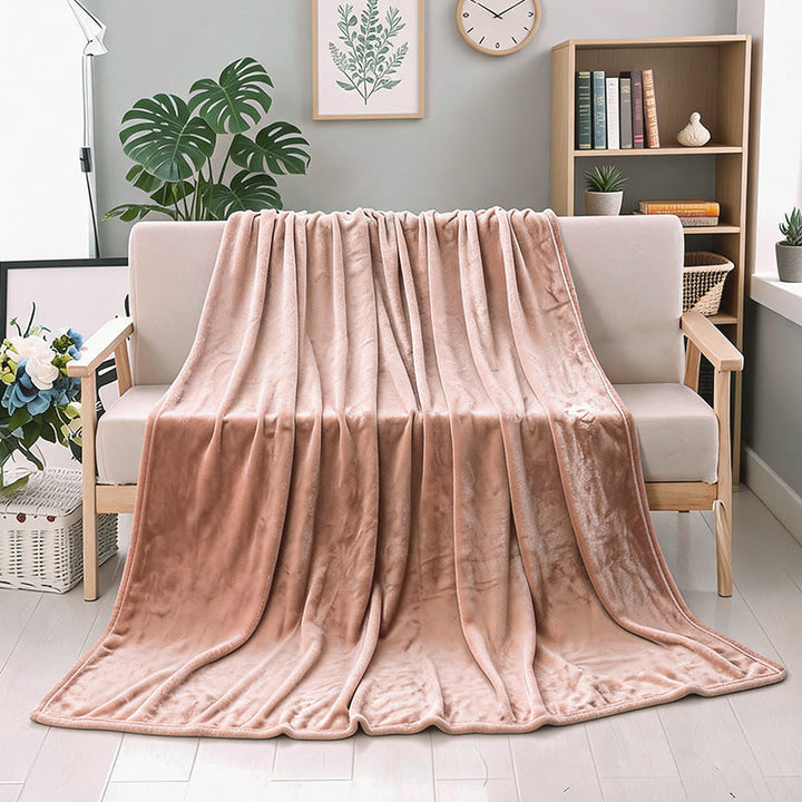 Women's Luxurious Blanket from Particularly Soft Microfiber Kalsten