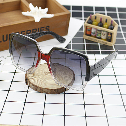 Ladies extravagant square sunglasses with unique design Kalsten