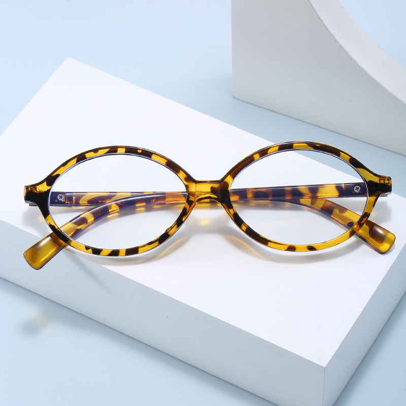 Ladies fashionable eyewear frames in oval design Kalsten