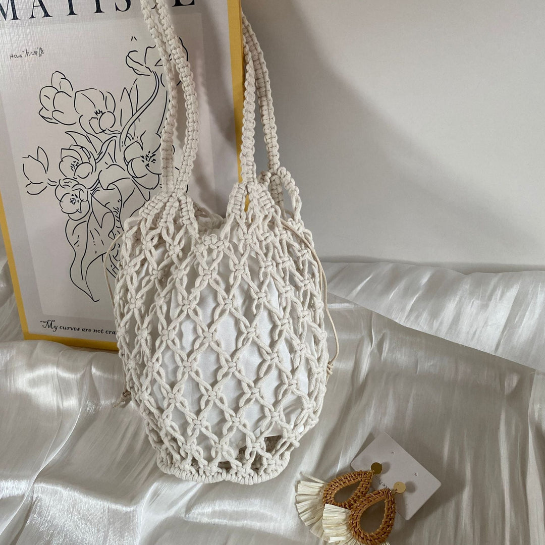 Hand-knotted tote bag with unusual mesh design Kalsten