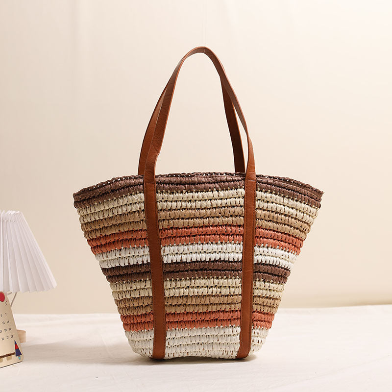 Braided straw tote bag with sturdy leather handles Kalsten