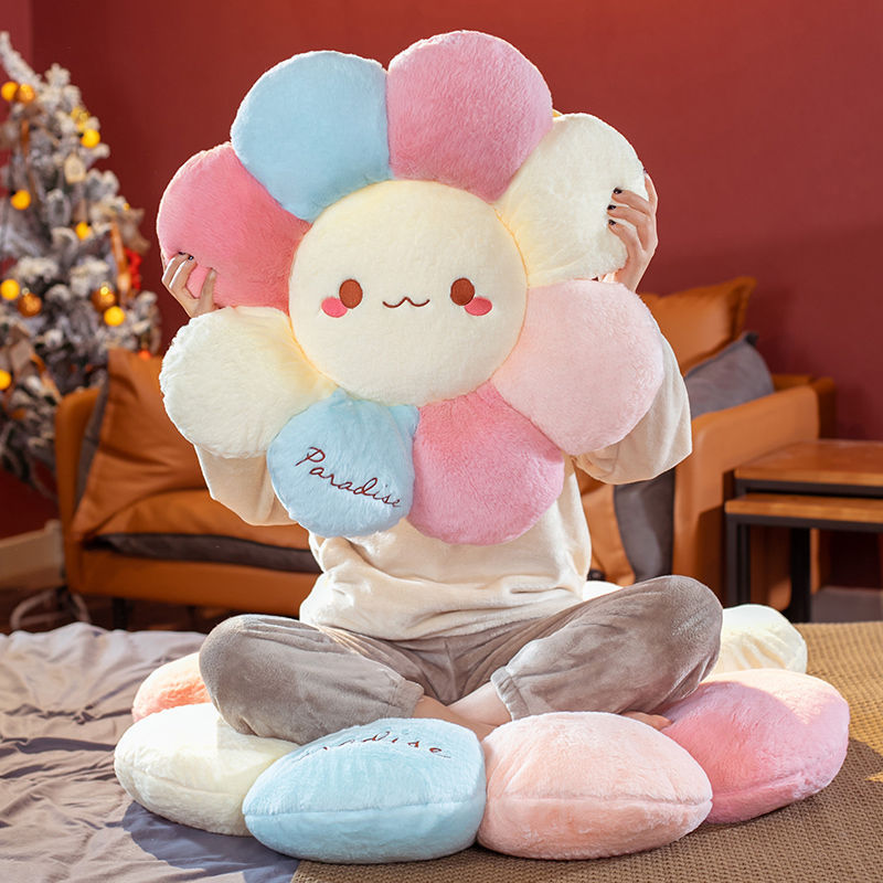 Plush cushion in flower shape Kalsten