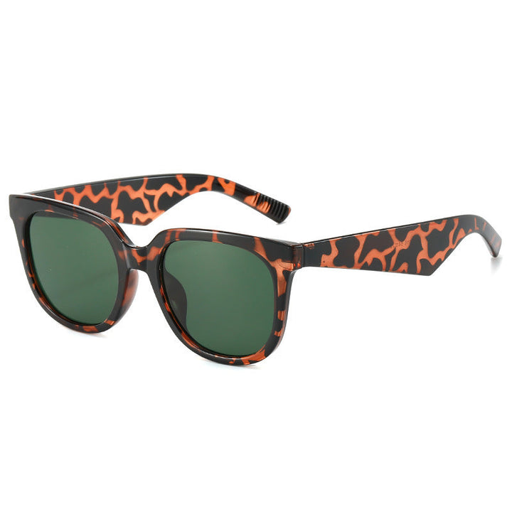 Women stylish sunglasses in modern, geometric design Kalsten