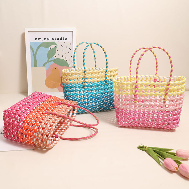 Handcrafted straw bag with colorful gradient Kalsten