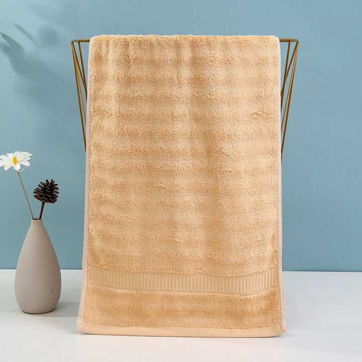 High-quality terry bath towel with elegant structure Kalsten