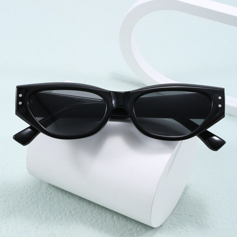 Women's fashionable sunglasses in trendy Cat-Eye style Kalsten