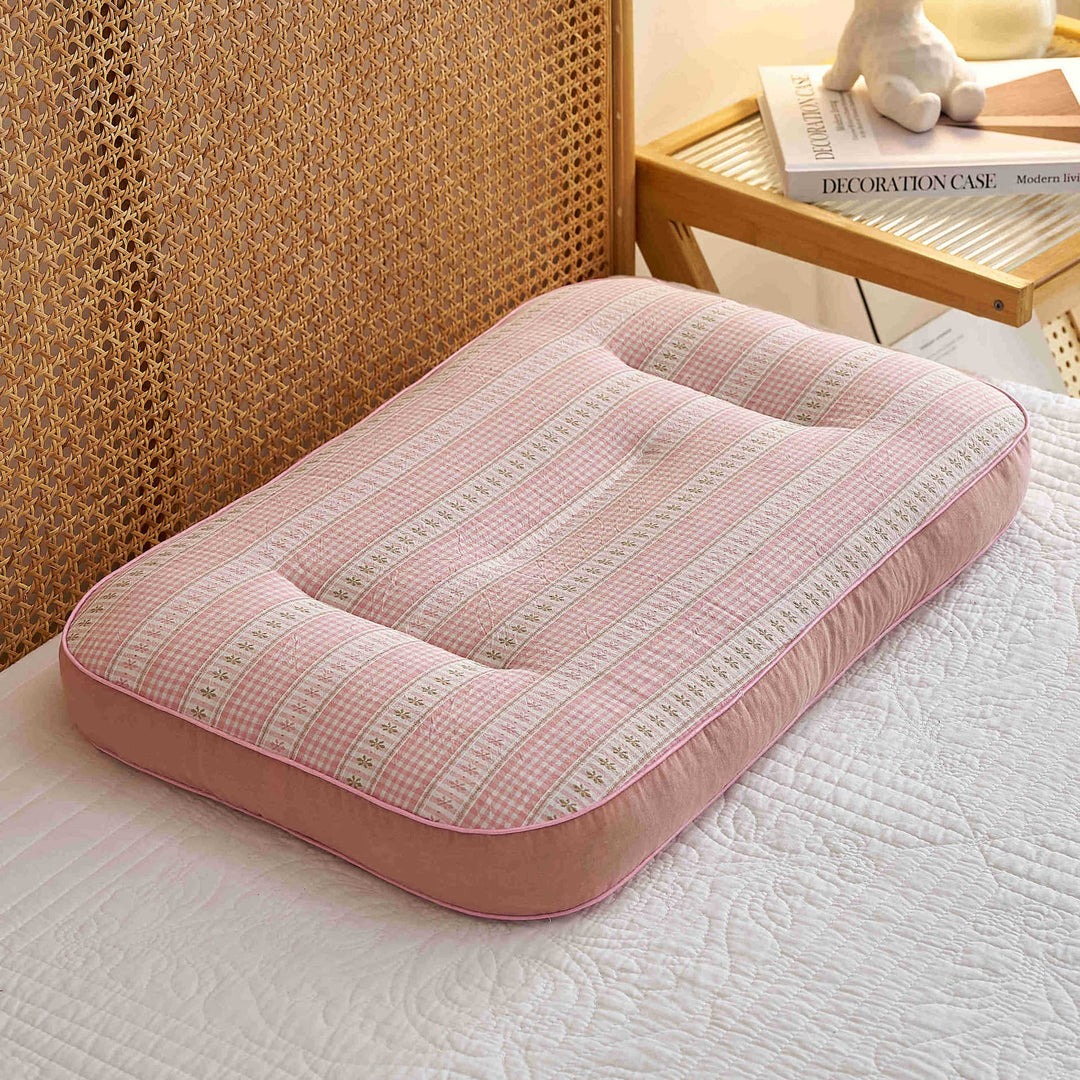 Ergonomic sleeping pillow with gentle support Kalsten