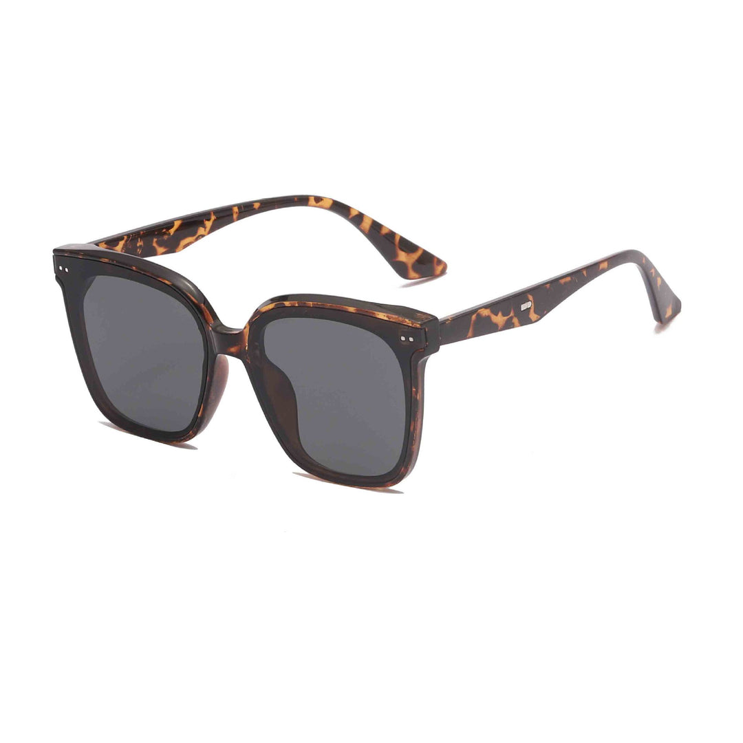 Ladies sunglasses in modern design with gradient lenses Kalsten